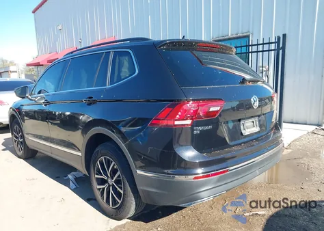 2021 Volkswagen Tiguan 2.0T Se/2.0T Se R-Line Black/2.0T Sel from USA, damaged, VIN 3VV2B7AX0MM095414